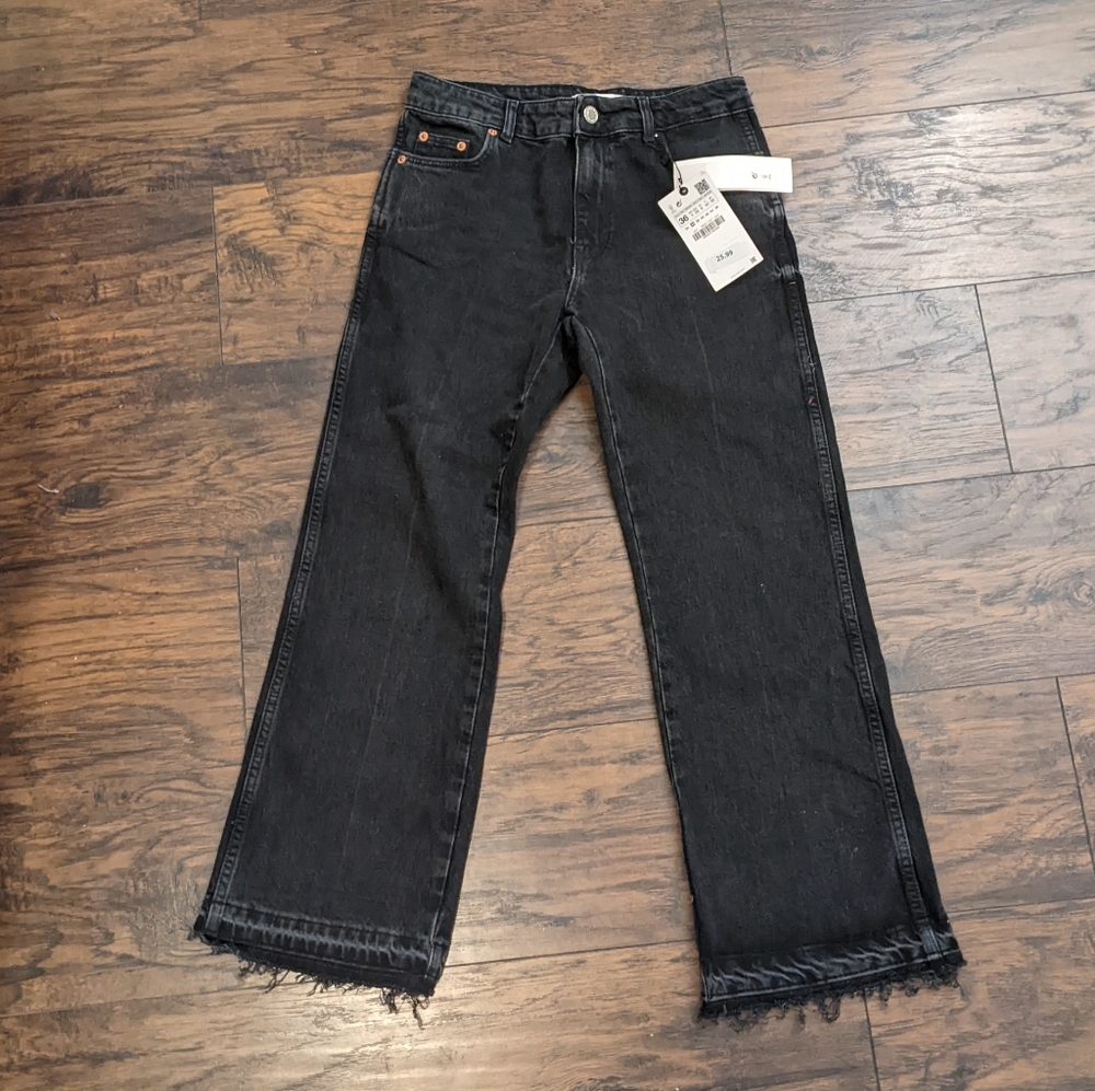 NWT Zara Cropped Flare Jeans